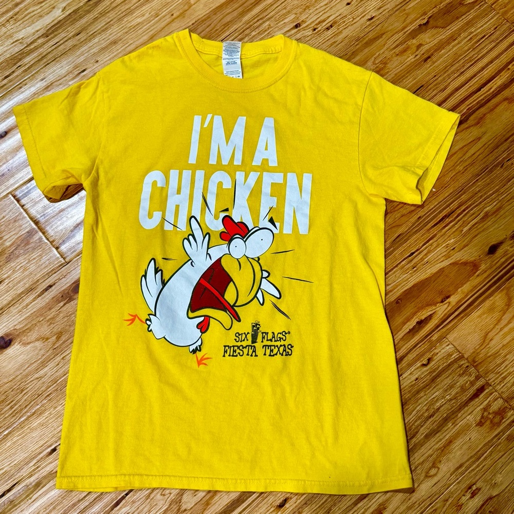 Six Flags I’m A Chicken rollercoaster tshirt